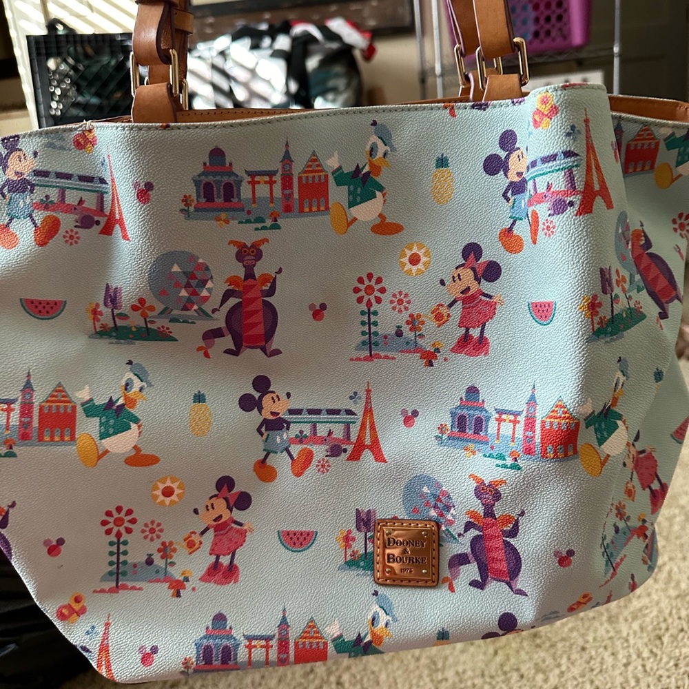 Epcot Dooney and Bourke Flower and Garden